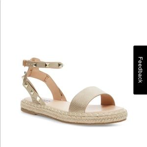 Steve Madden
Ultimate Espadrille Flat Sanda